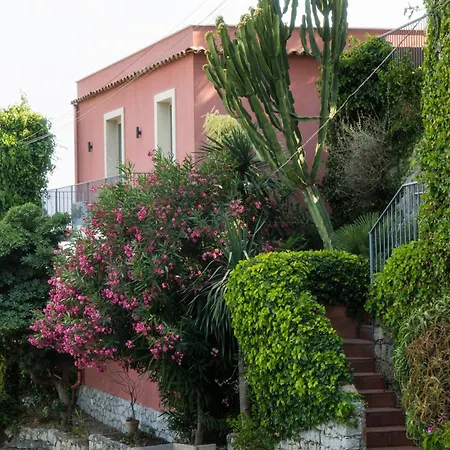 The Charming House * Taormina