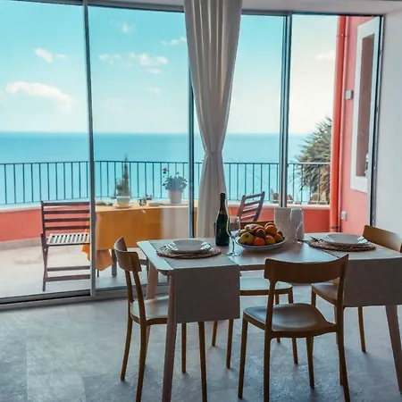 The Charming House * Taormina