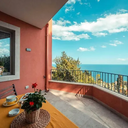 The Charming House Apartment Taormina