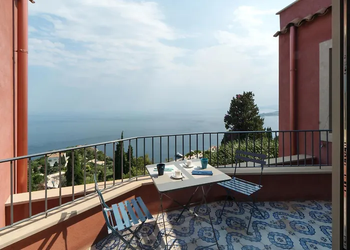 The Charming House Appartamento Taormina